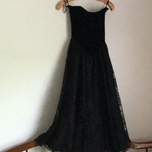 Dress black velvet on top lace on bottom size 6